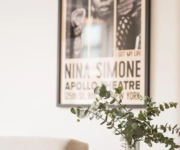 Апартаменти Snoring Bastards Остенде