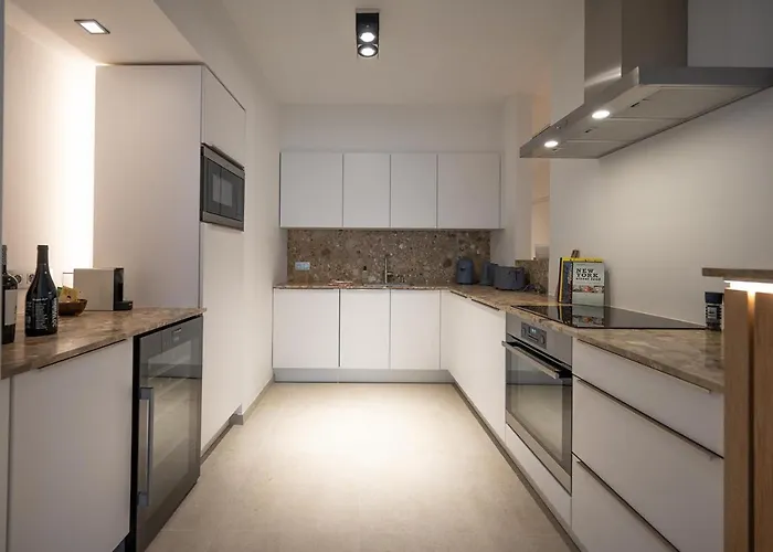 Snoring Bastards Апартаменти *